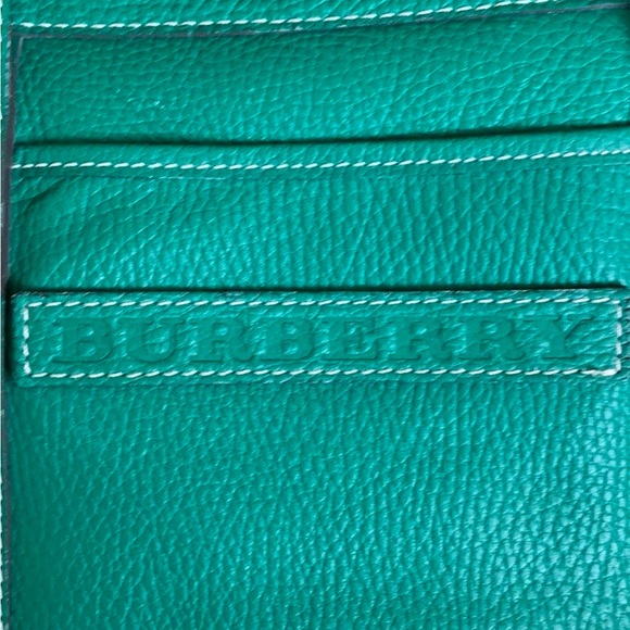 Vintage Burberry Green Purse - Picture 2 of 10